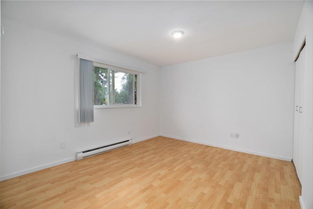 663-665 Harrison Avenue - Coquitlam West Single Family Residence for Sale, 7 Bedrooms (R3055622)# - 27