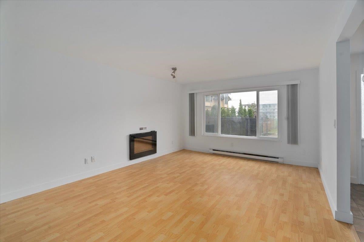 663-665 Harrison Avenue - Coquitlam West Single Family Residence for Sale, 7 Bedrooms (R3055622)# - 5