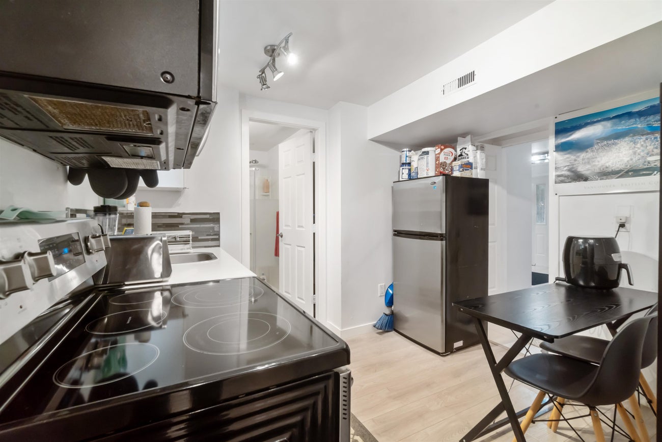 309 Gloucester Court - Coquitlam East Single Family Residence for Sale, 4 Bedrooms (R3056536)# - 10