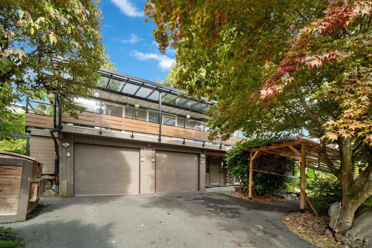 309 Gloucester Court - Coquitlam East Single Family Residence for Sale, 4 Bedrooms (R3056536)# - 1