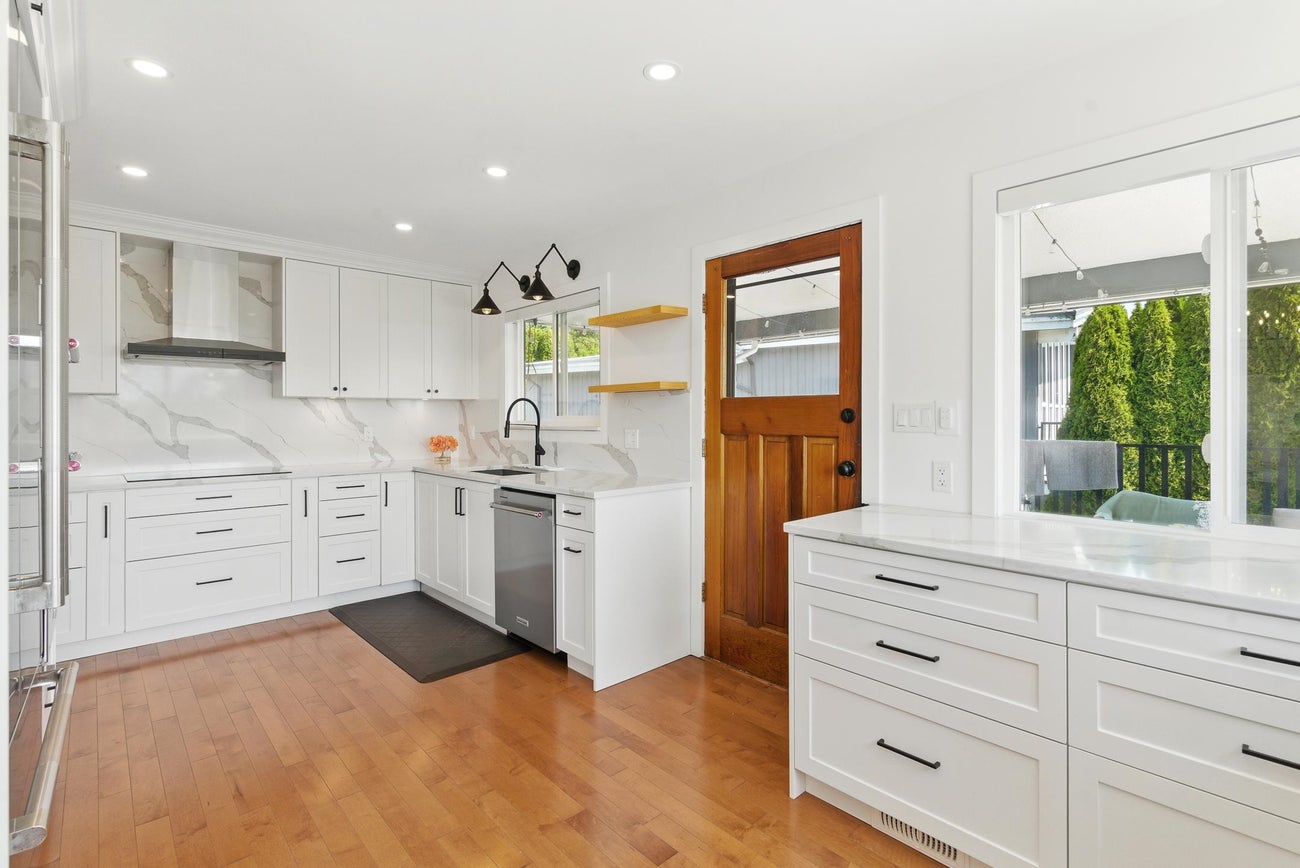 2661 Rogate Avenue - Coquitlam East Single Family Residence for Sale, 5 Bedrooms (R3056918)# - 11 2661 Rogate Avenue - Coquitlam East Single Family Residence for Sale, 5 Bedrooms (R3056918)# - 11