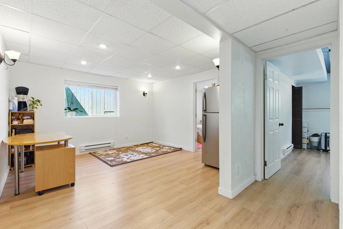 2661 Rogate Avenue - Coquitlam East Single Family Residence for Sale, 5 Bedrooms (R3056918)# - 24