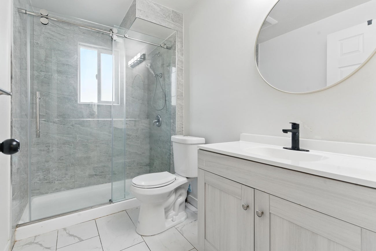 2661 Rogate Avenue - Coquitlam East Single Family Residence for Sale, 5 Bedrooms (R3056918)# - 28 2661 Rogate Avenue - Coquitlam East Single Family Residence for Sale, 5 Bedrooms (R3056918)# - 28