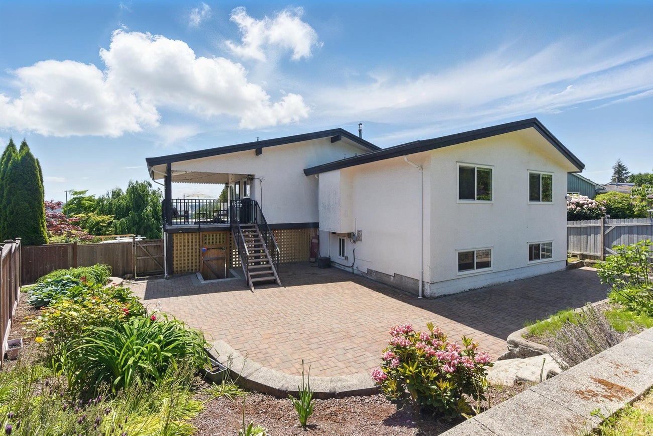 2661 Rogate Avenue - Coquitlam East Single Family Residence for Sale, 5 Bedrooms (R3056918)# - 33 2661 Rogate Avenue - Coquitlam East Single Family Residence for Sale, 5 Bedrooms (R3056918)# - 33