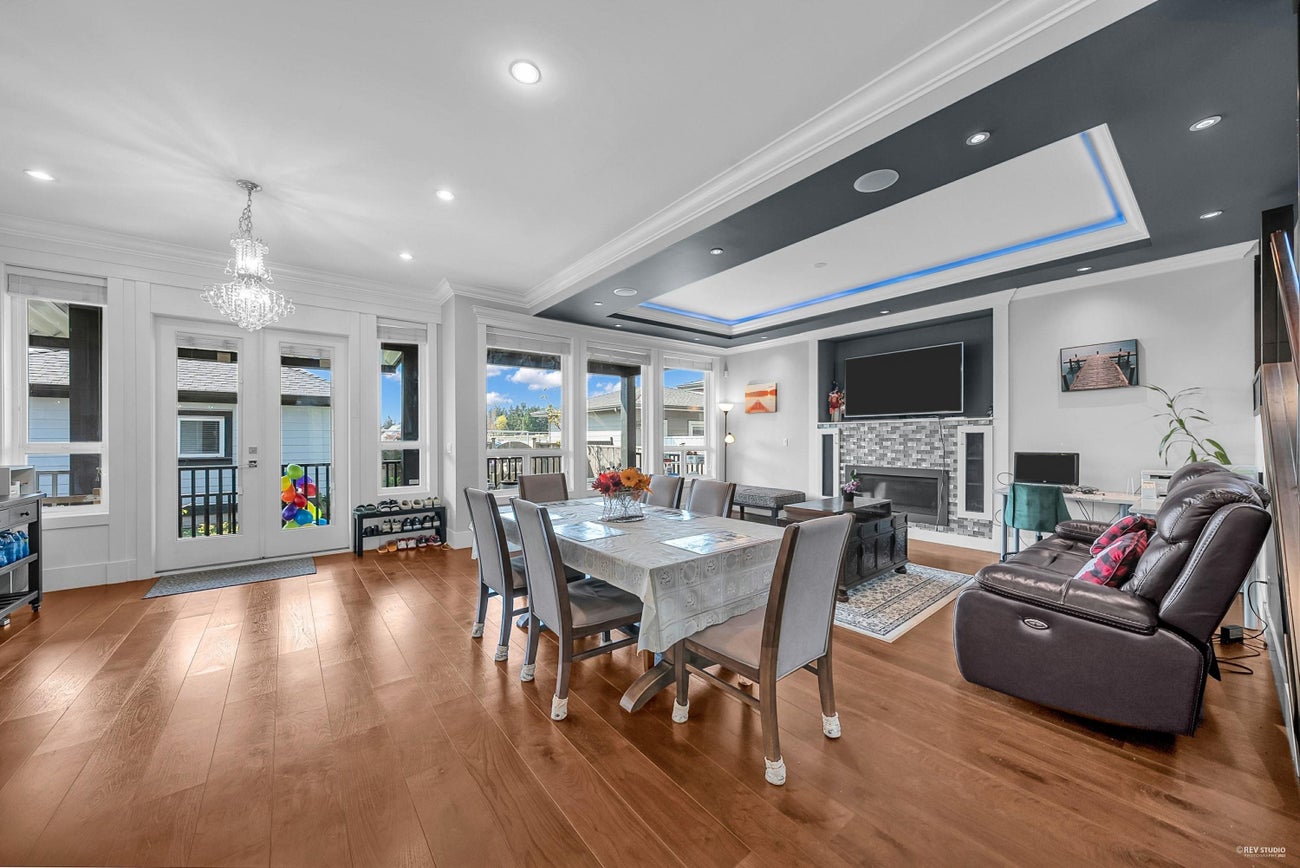 1640 Como Lake Avenue - Central Coquitlam Single Family Residence for Sale, 9 Bedrooms (R3056942)# - 11