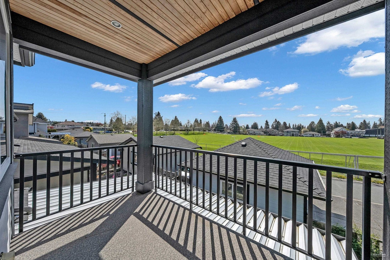 1640 Como Lake Avenue - Central Coquitlam Single Family Residence for Sale, 9 Bedrooms (R3056942)# - 21