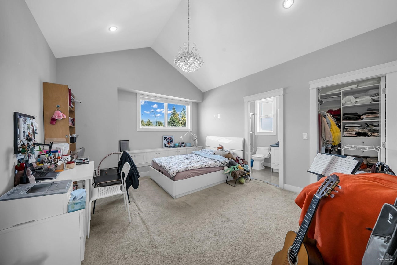 1640 Como Lake Avenue - Central Coquitlam Single Family Residence for Sale, 9 Bedrooms (R3056942)# - 22