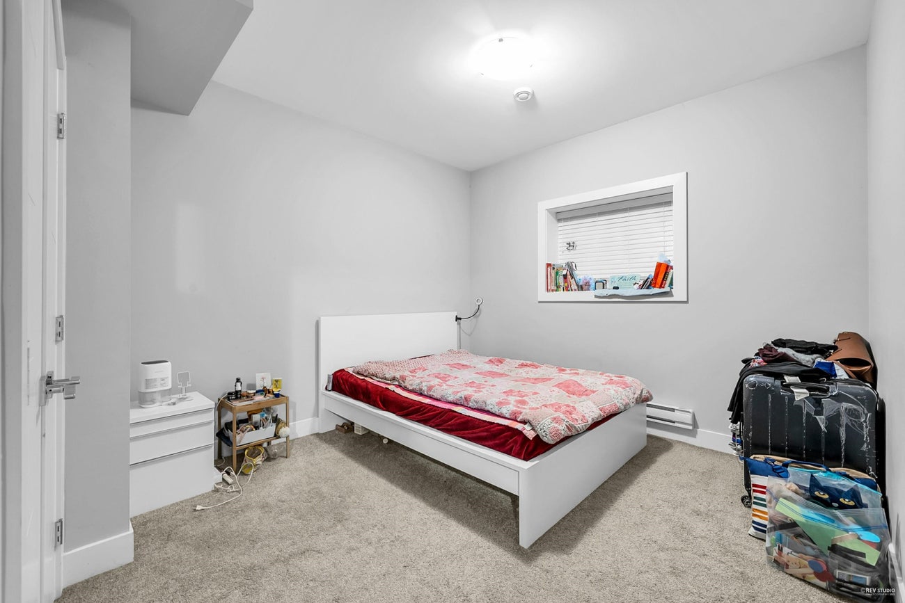 1640 Como Lake Avenue - Central Coquitlam Single Family Residence for Sale, 9 Bedrooms (R3056942)# - 28