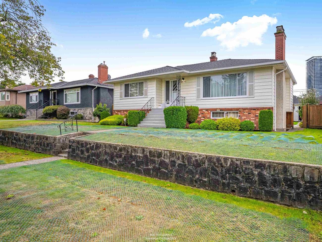 4830 Southlawn Drive - Brentwood Park Single Family Residence for Sale, 3 Bedrooms (R3057111)# - 1