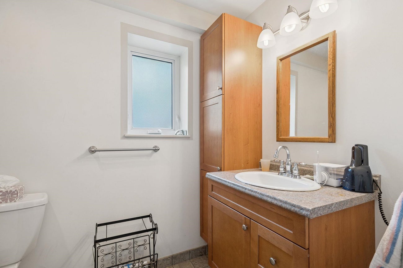 1610 Smith Avenue - Central Coquitlam Single Family Residence for Sale, 4 Bedrooms (R3057947)# - 26