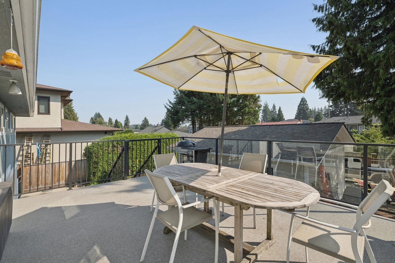 1610 Smith Avenue - Central Coquitlam Single Family Residence for Sale, 4 Bedrooms (R3057947)# - 31