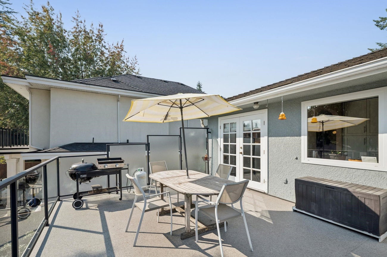 1610 Smith Avenue - Central Coquitlam Single Family Residence for Sale, 4 Bedrooms (R3057947)# - 33
