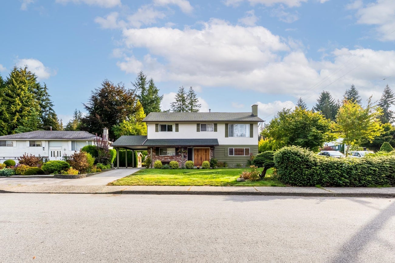 661 Cypress Street - Central Coquitlam Single Family Residence for Sale, 5 Bedrooms (R3058004)# - 2