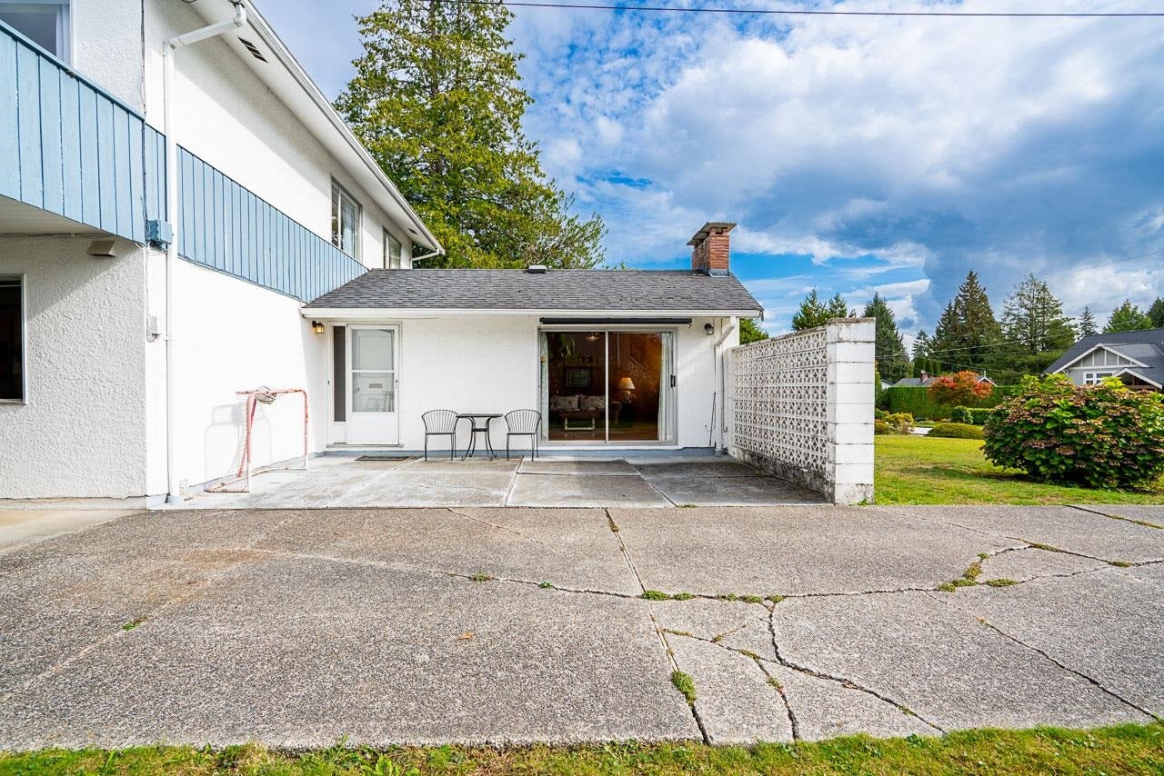 7475 Colleen Street - Government Road Single Family Residence for Sale, 4 Bedrooms (R3058224)# - 11