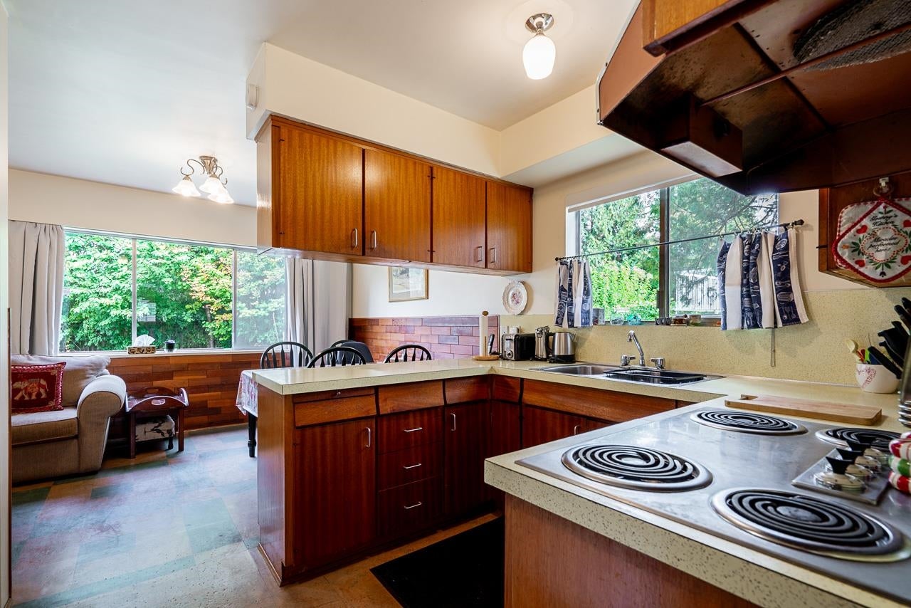 7475 Colleen Street - Government Road Single Family Residence for Sale, 4 Bedrooms (R3058224)# - 20