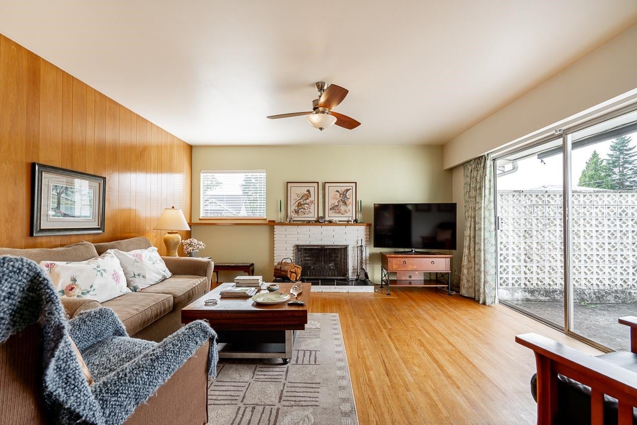 7475 Colleen Street - Government Road Single Family Residence for Sale, 4 Bedrooms (R3058224)# - 7