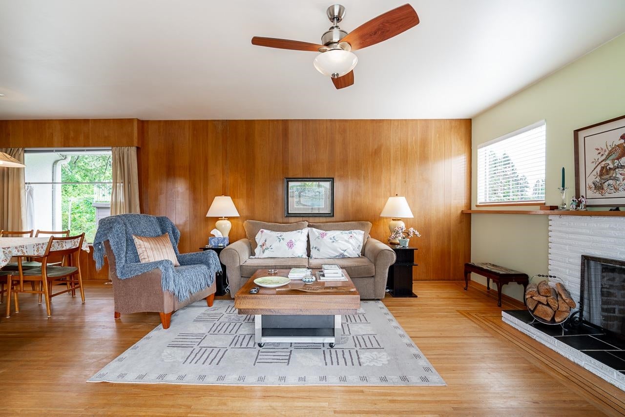 7475 Colleen Street - Government Road Single Family Residence for Sale, 4 Bedrooms (R3058224)# - 8