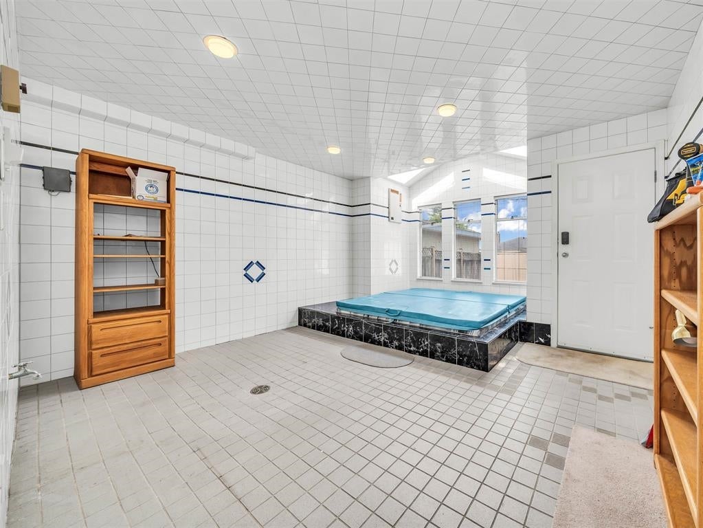4461 Pandora Street - Vancouver Heights Single Family Residence for Sale, 5 Bedrooms (R3058270)# - 13