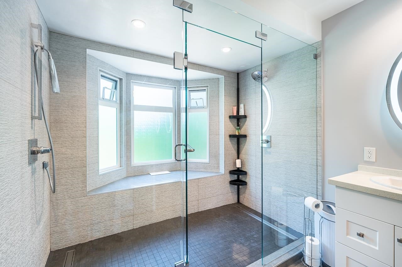 2419 Oranda Avenue - Central Coquitlam Single Family Residence for Sale, 4 Bedrooms (R3058367)# - 32