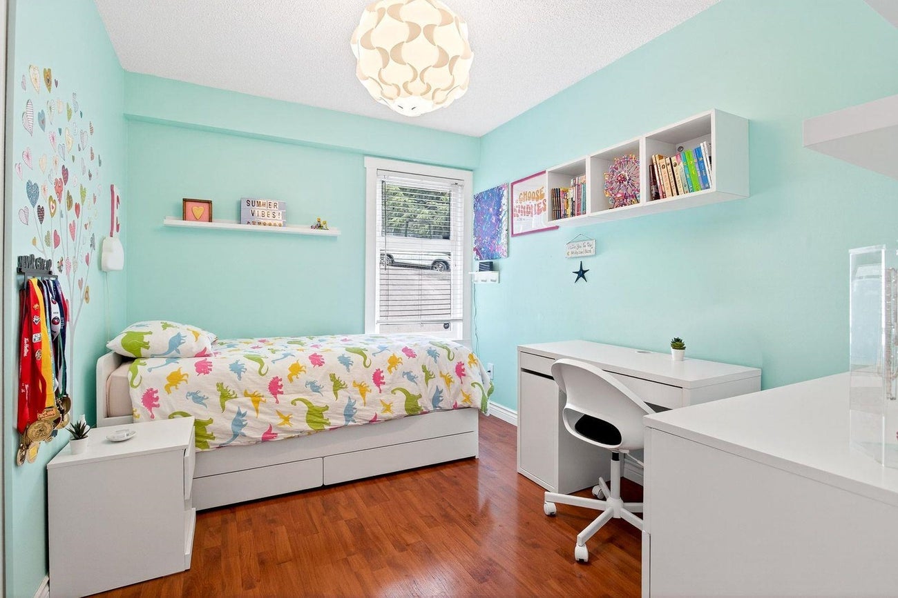 320 Dartmoor Drive - Coquitlam East Single Family Residence for Sale, 4 Bedrooms (R3058395)# - 18