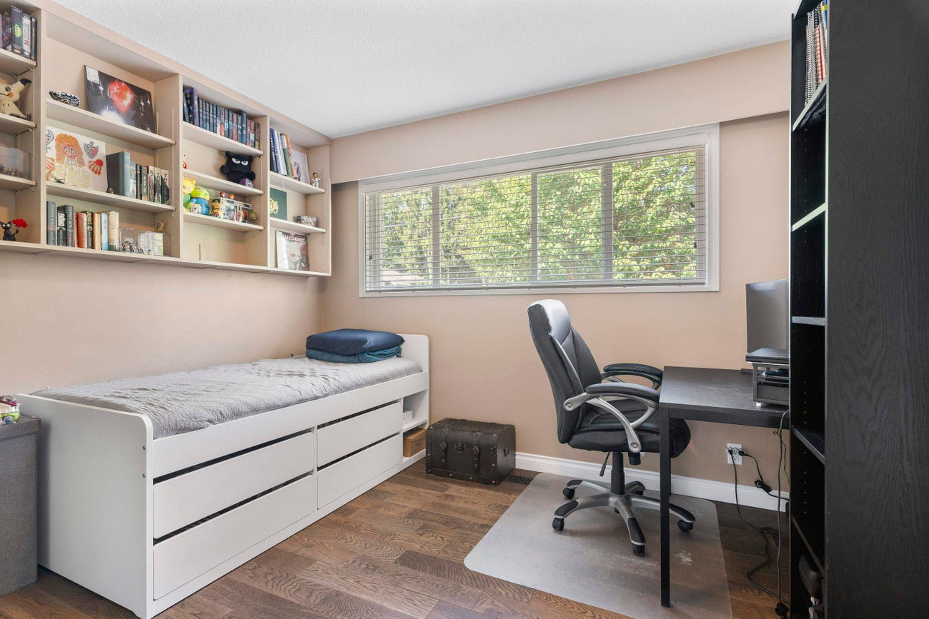 532 Perth Avenue - Coquitlam West Single Family Residence for Sale, 5 Bedrooms (R3059198)# - 23