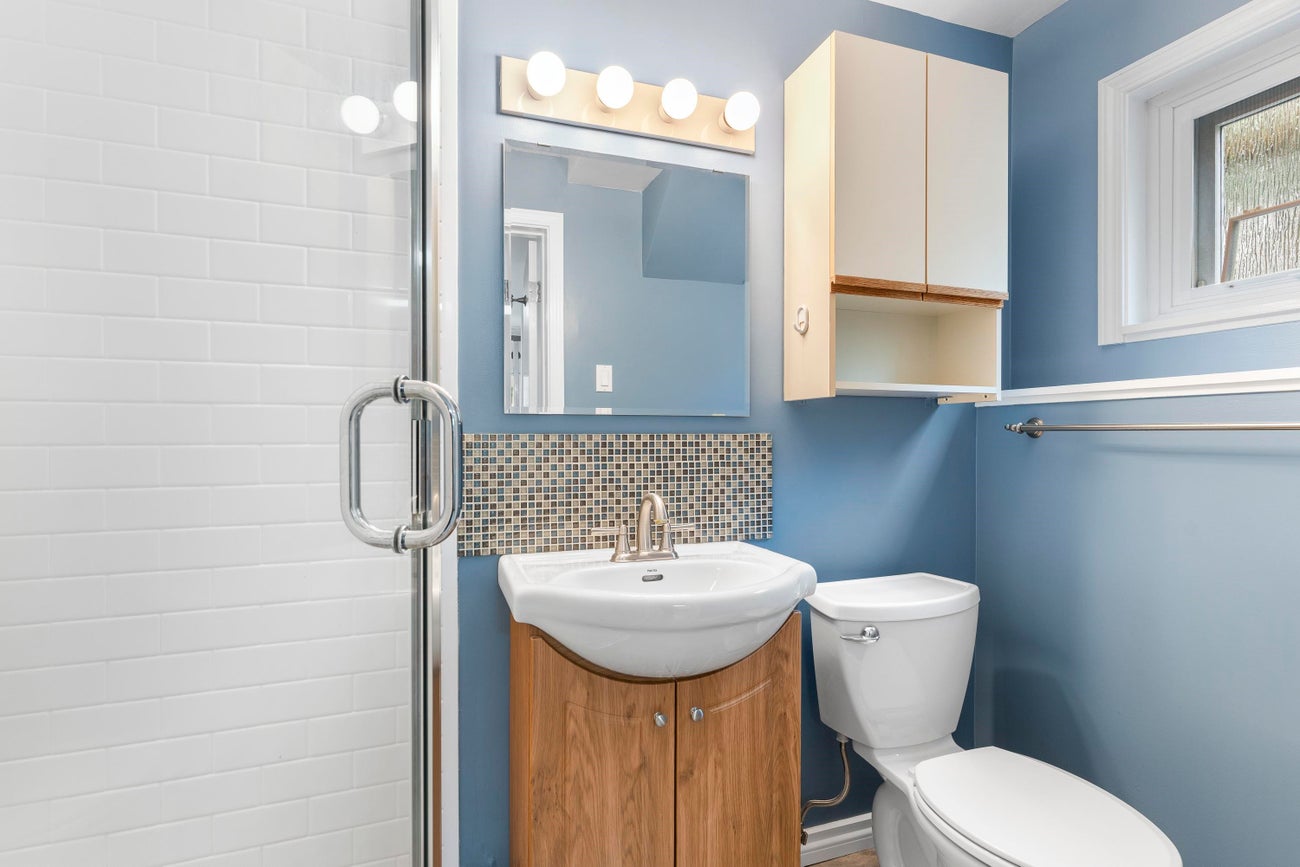 532 Perth Avenue - Coquitlam West Single Family Residence for Sale, 5 Bedrooms (R3059198)# - 32