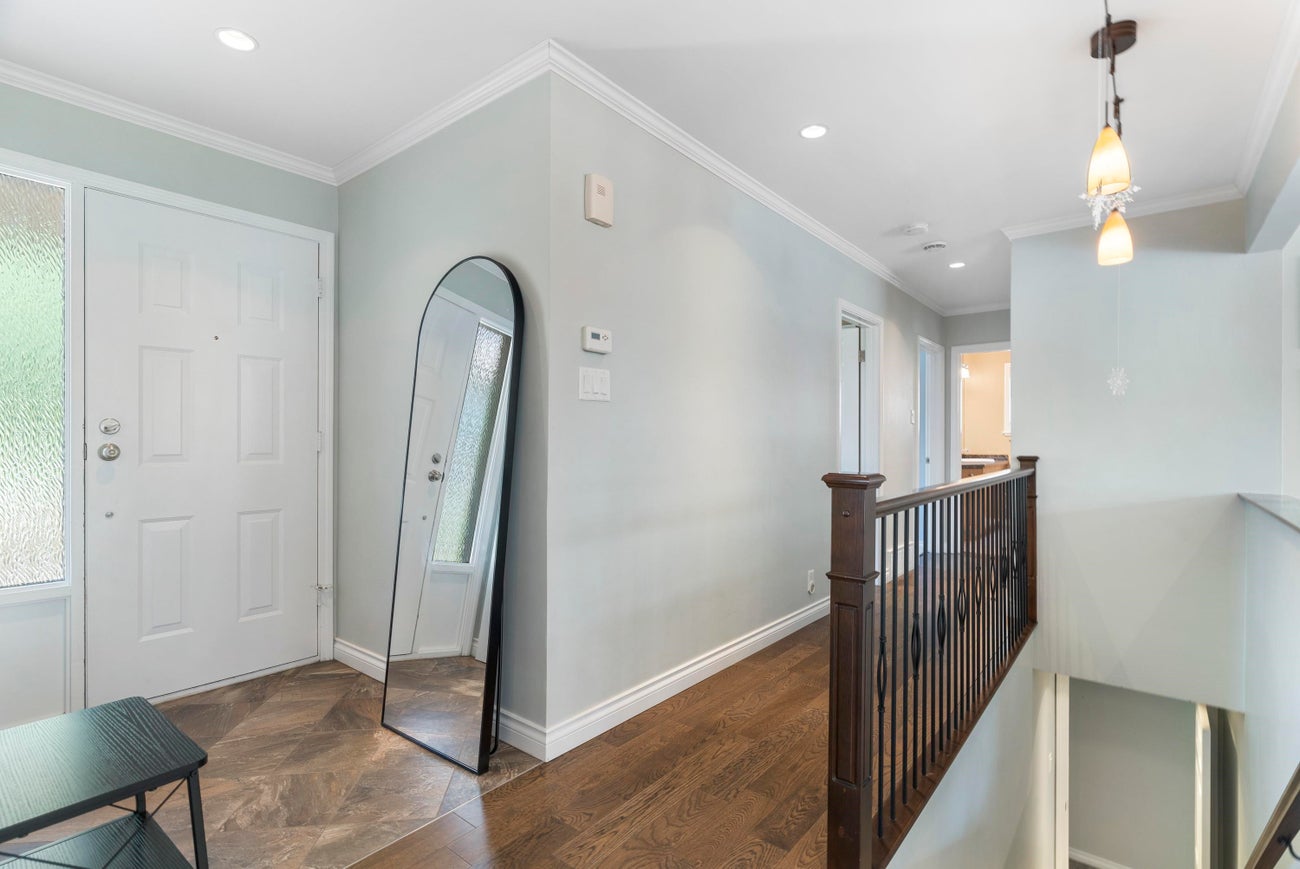 532 Perth Avenue - Coquitlam West Single Family Residence for Sale, 5 Bedrooms (R3059198)# - 4