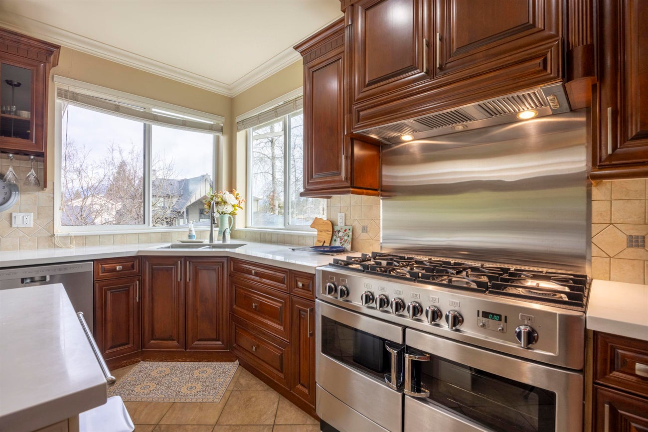 1059 Cornell Avenue - Central Coquitlam Single Family Residence for Sale, 6 Bedrooms (R3059391)# - 13