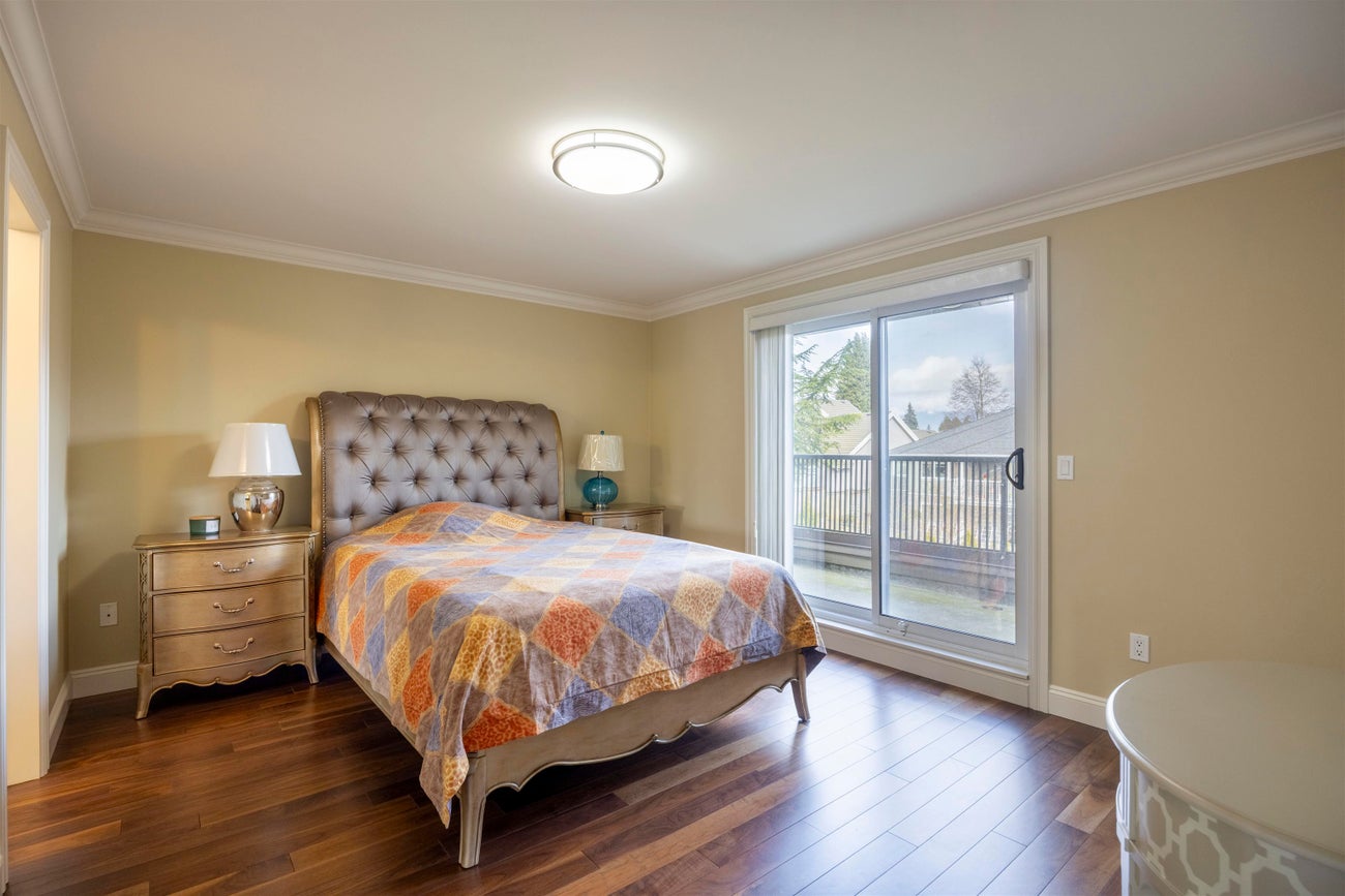 1059 Cornell Avenue - Central Coquitlam Single Family Residence for Sale, 6 Bedrooms (R3059391)# - 25