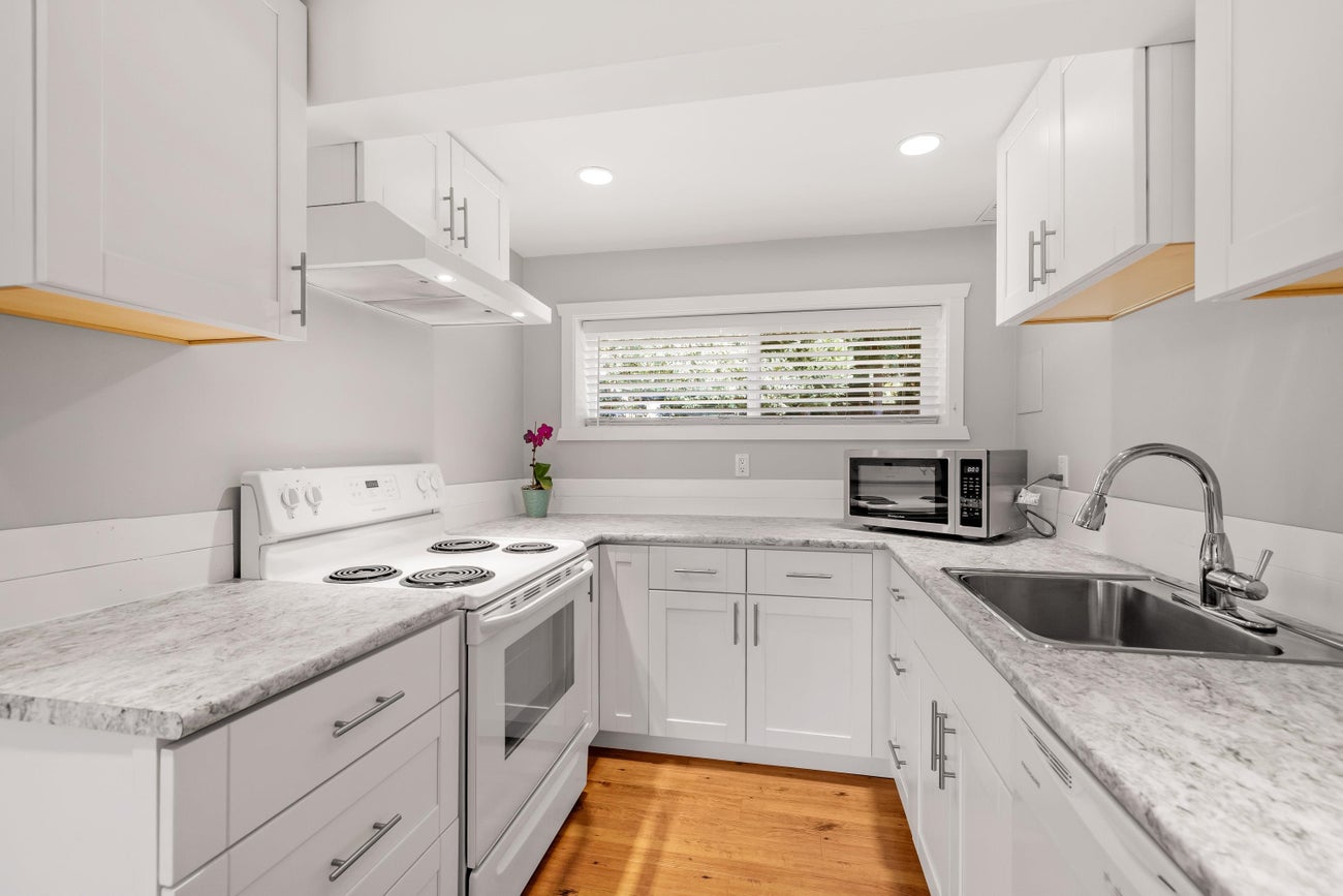 525 Appian Way - Coquitlam West Single Family Residence for Sale, 3 Bedrooms (R3059411)# - 28