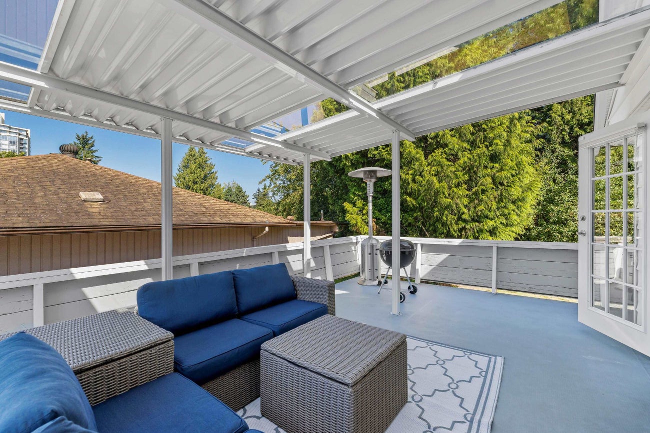 525 Appian Way - Coquitlam West Single Family Residence for Sale, 3 Bedrooms (R3059411)# - 35