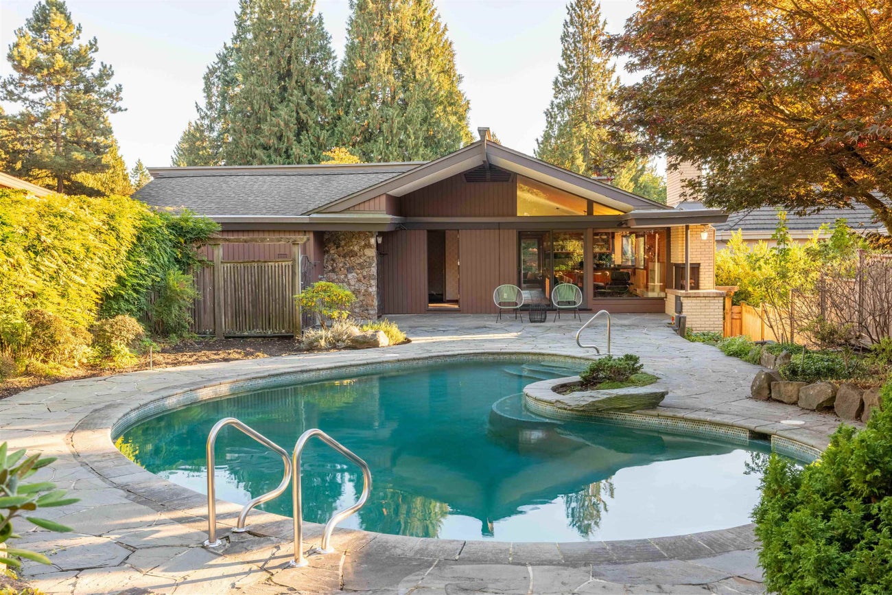 701 Dansey Avenue - Coquitlam West Single Family Residence for Sale, 5 Bedrooms (R3059740)# - 27
