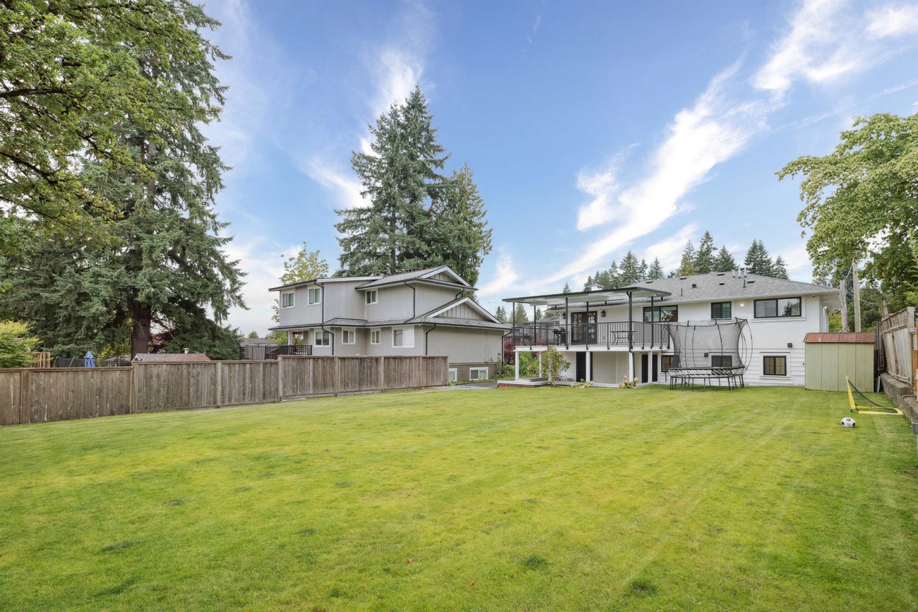 2250 Gale Avenue - Central Coquitlam Single Family Residence for Sale, 5 Bedrooms (R3060929)# - 32