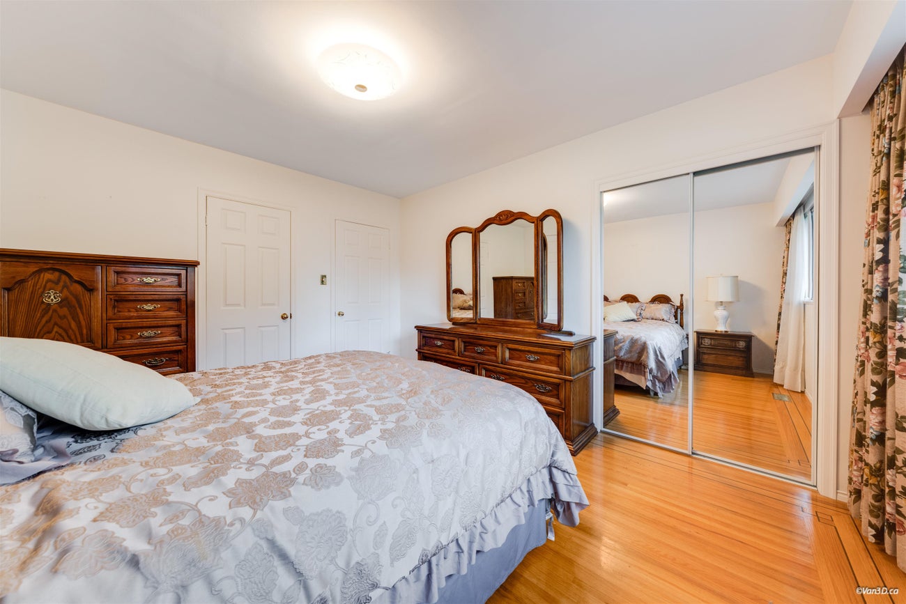 854 Kinsac Street - Coquitlam West Single Family Residence for Sale, 3 Bedrooms (R3061059)# - 14