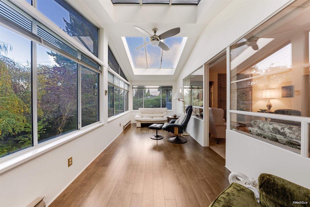 854 Kinsac Street - Coquitlam West Single Family Residence for Sale, 3 Bedrooms (R3061059)# - 22