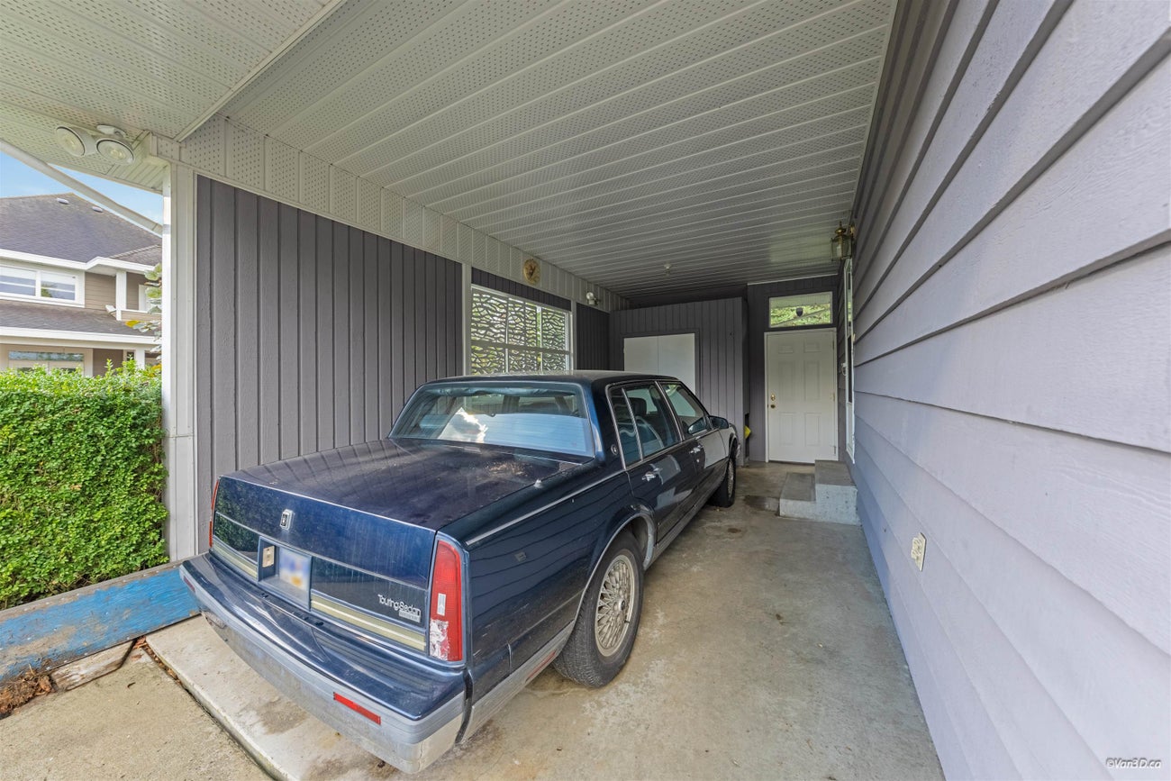 854 Kinsac Street - Coquitlam West Single Family Residence for Sale, 3 Bedrooms (R3061059)# - 32