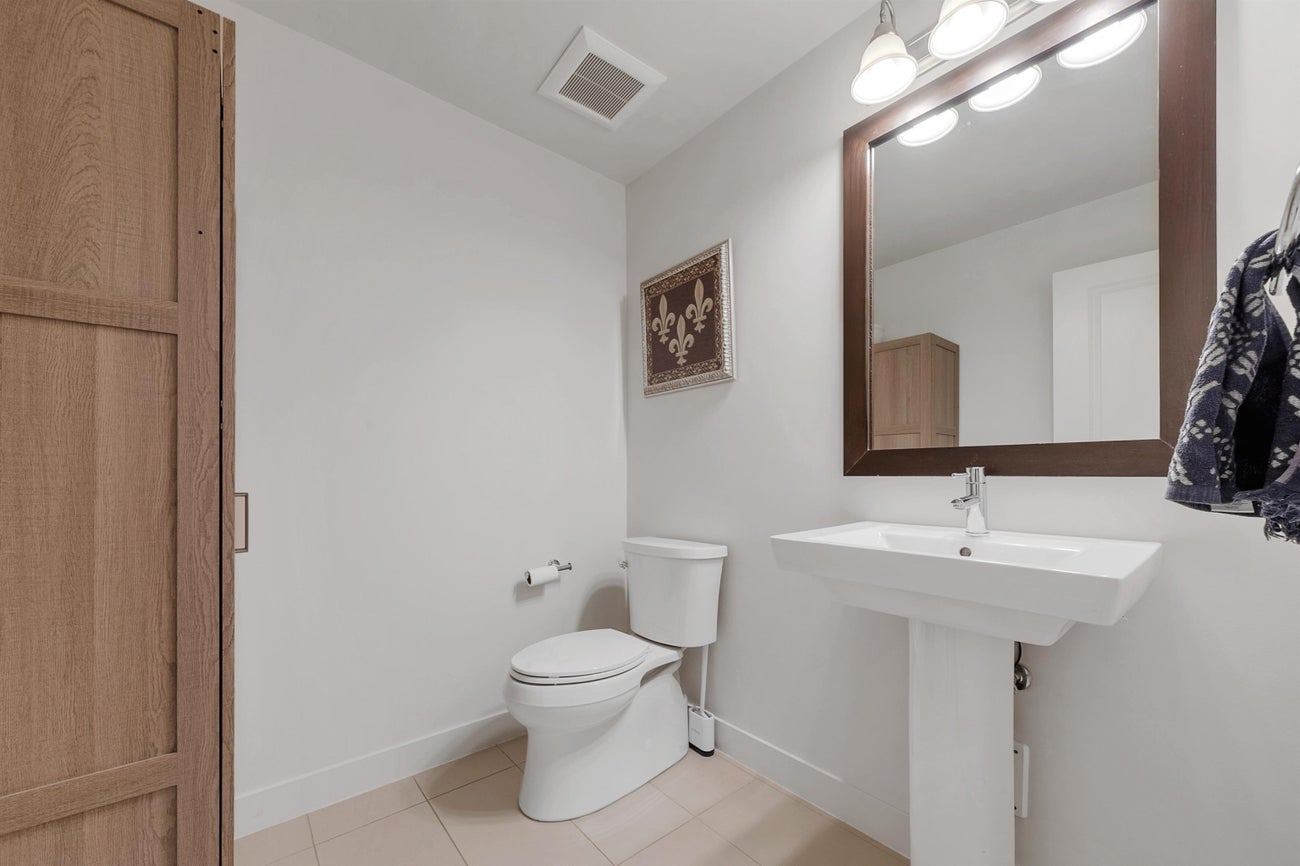 150 - 1460 Southview Street - Burke Mountain Townhouse for Sale, 3 Bedrooms (R3061199)# - 10