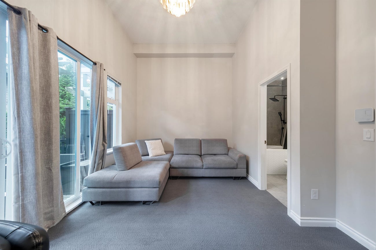 150 - 1460 Southview Street - Burke Mountain Townhouse for Sale, 3 Bedrooms (R3061199)# - 17