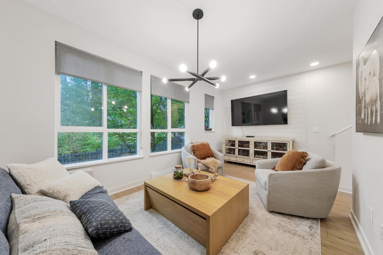 150 - 1460 Southview Street - Burke Mountain Townhouse for Sale, 3 Bedrooms (R3061199)# - 9