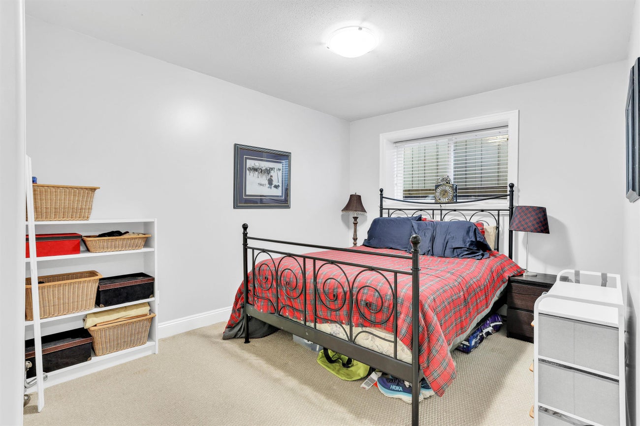 943 Harris Avenue - Maillardville Single Family Residence for Sale, 8 Bedrooms (R3061249)# - 24