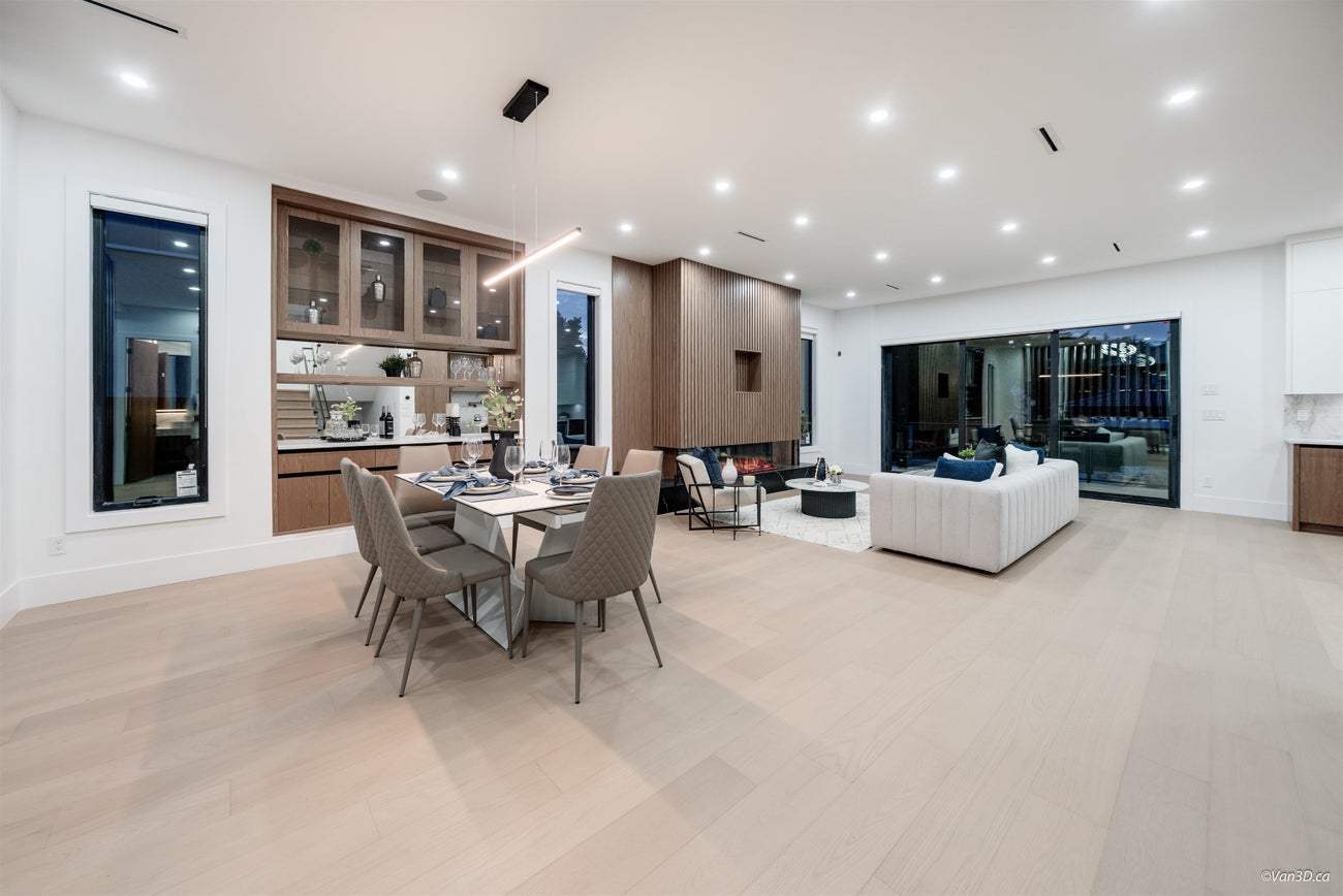 817 Cornell Avenue - Coquitlam West Single Family Residence for Sale, 8 Bedrooms (R3061284)# - 28