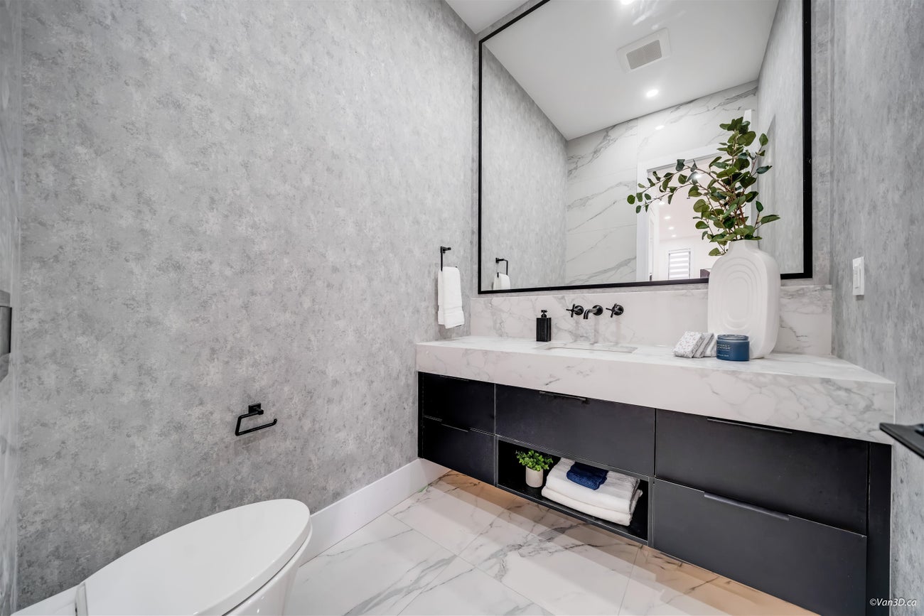 819 Cornell Avenue - Coquitlam West Single Family Residence for Sale, 8 Bedrooms (R3061286)# - 17