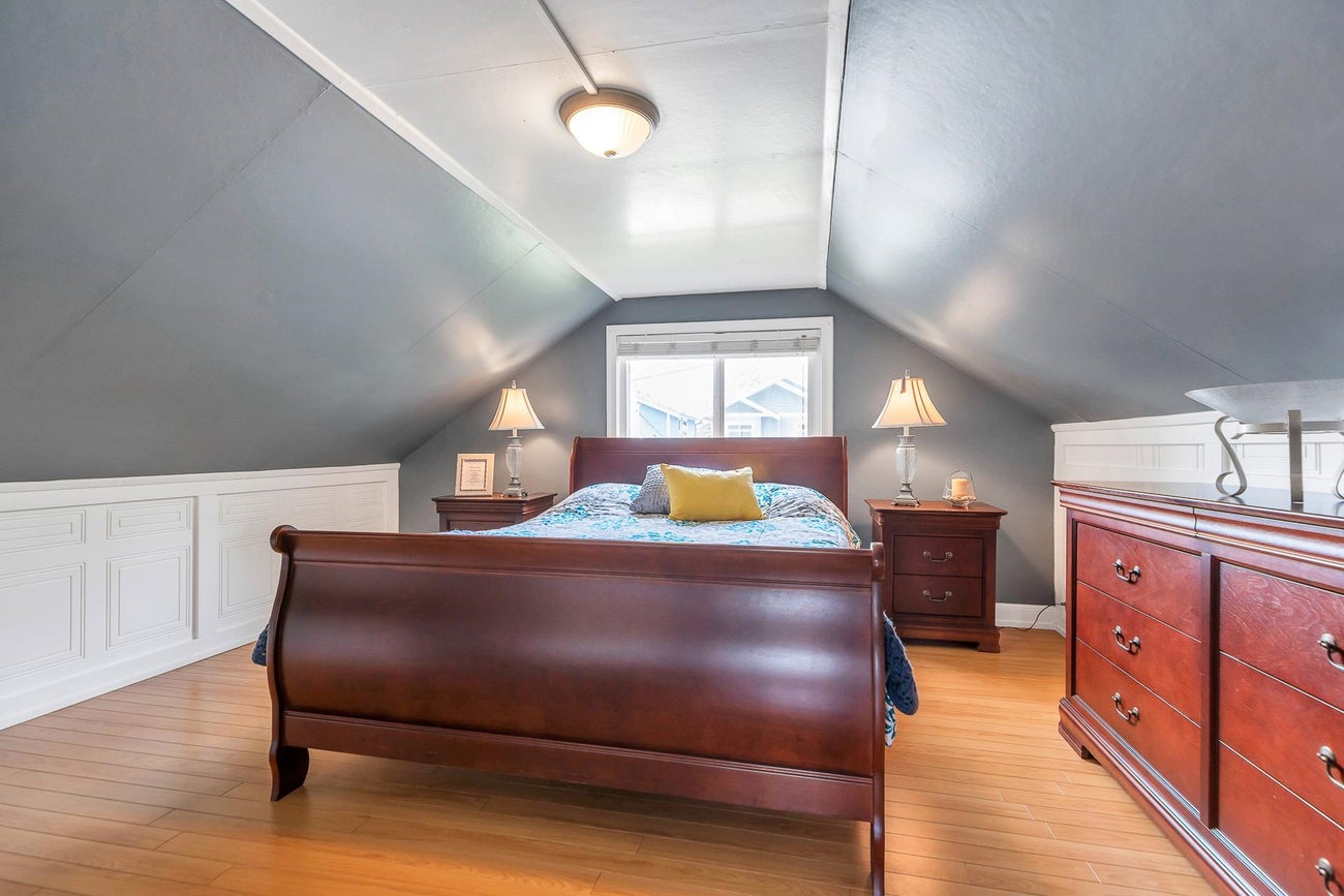 221 Lebleu Street - Maillardville Single Family Residence for Sale, 3 Bedrooms (R3061312)# - 19