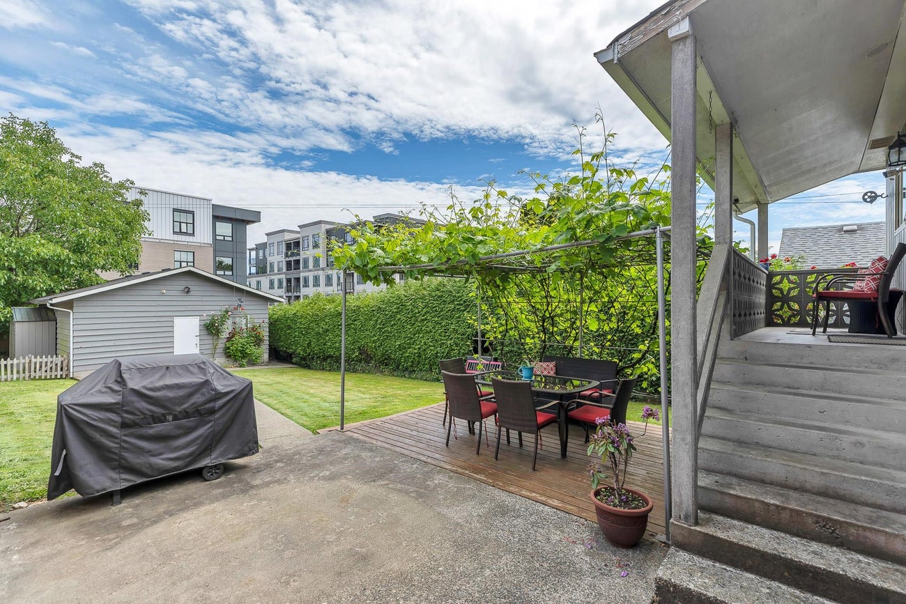 221 Lebleu Street - Maillardville Single Family Residence for Sale, 3 Bedrooms (R3061312)# - 27