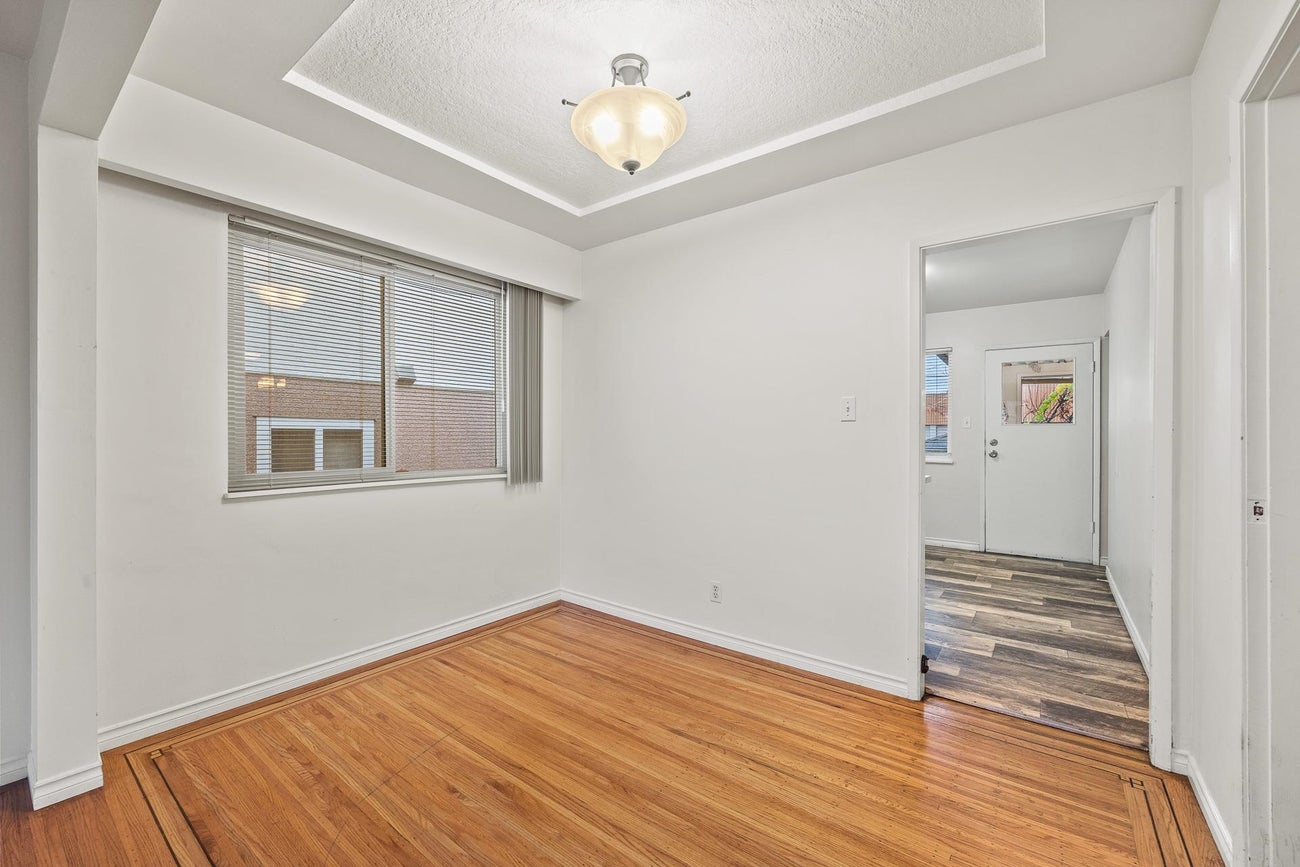 4644 Union Street - Brentwood Park Single Family Residence for Sale, 4 Bedrooms (R3061815)# - 11 4644 Union Street - Brentwood Park Single Family Residence for Sale, 4 Bedrooms (R3061815)# - 11