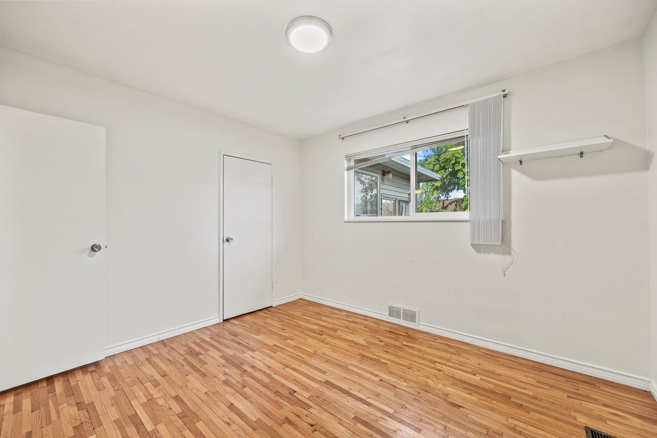 4644 Union Street - Brentwood Park Single Family Residence for Sale, 4 Bedrooms (R3061815)# - 15 4644 Union Street - Brentwood Park Single Family Residence for Sale, 4 Bedrooms (R3061815)# - 15