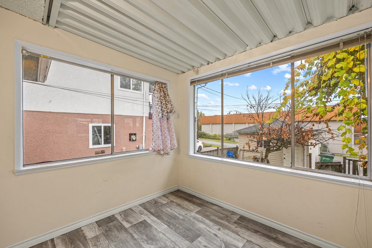 4644 Union Street - Brentwood Park Single Family Residence for Sale, 4 Bedrooms (R3061815)# - 19 4644 Union Street - Brentwood Park Single Family Residence for Sale, 4 Bedrooms (R3061815)# - 19