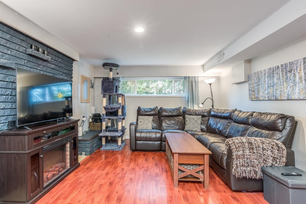 2075 Austin Avenue - Central Coquitlam Single Family Residence for Sale, 5 Bedrooms (R3062101)# - 18