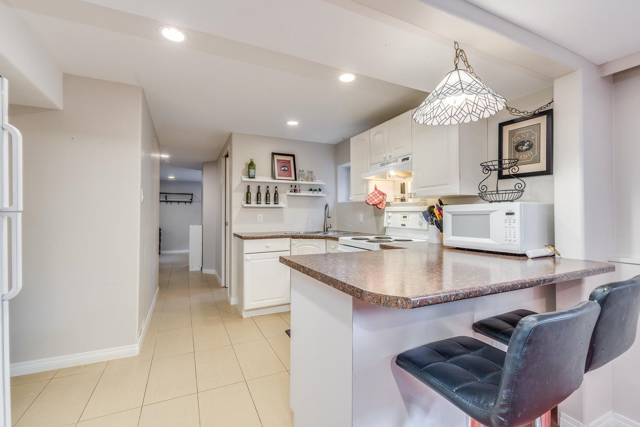 2075 Austin Avenue - Central Coquitlam Single Family Residence for Sale, 5 Bedrooms (R3062101)# - 21