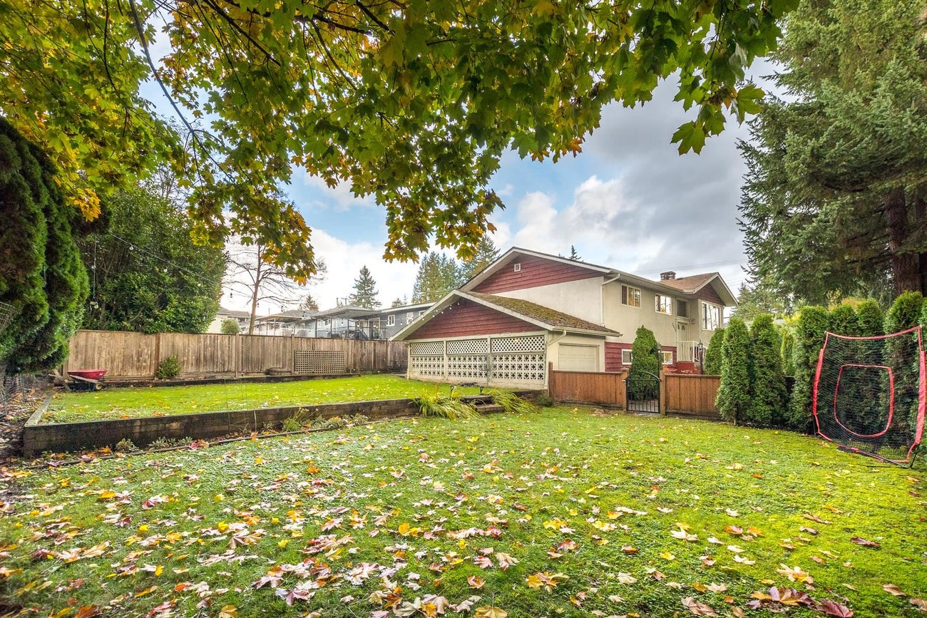 2075 Austin Avenue - Central Coquitlam Single Family Residence for Sale, 5 Bedrooms (R3062101)# - 30